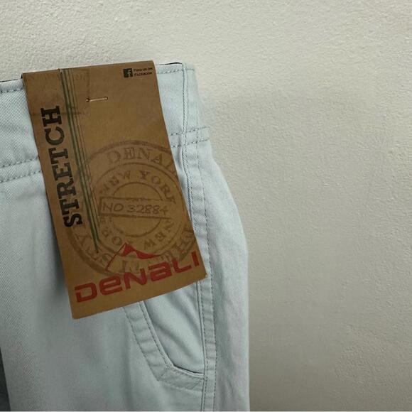 NWT Denali Men’s Blue Bermuda Shorts Size 32 - Picture 4 of 6